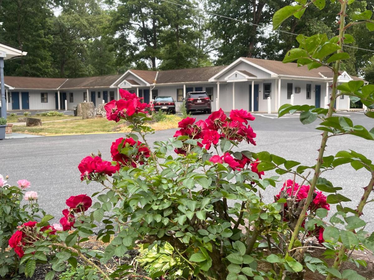 Pennswoods Inn Manheim Exterior foto