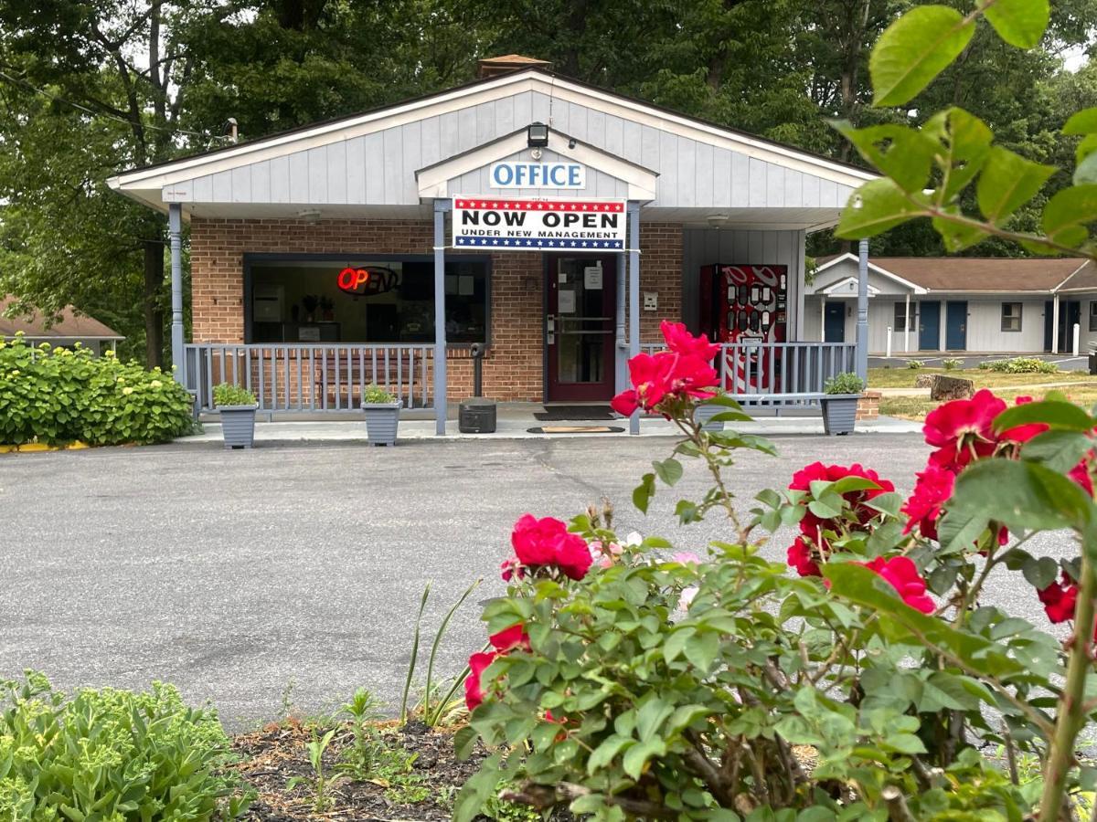 Pennswoods Inn Manheim Exterior foto